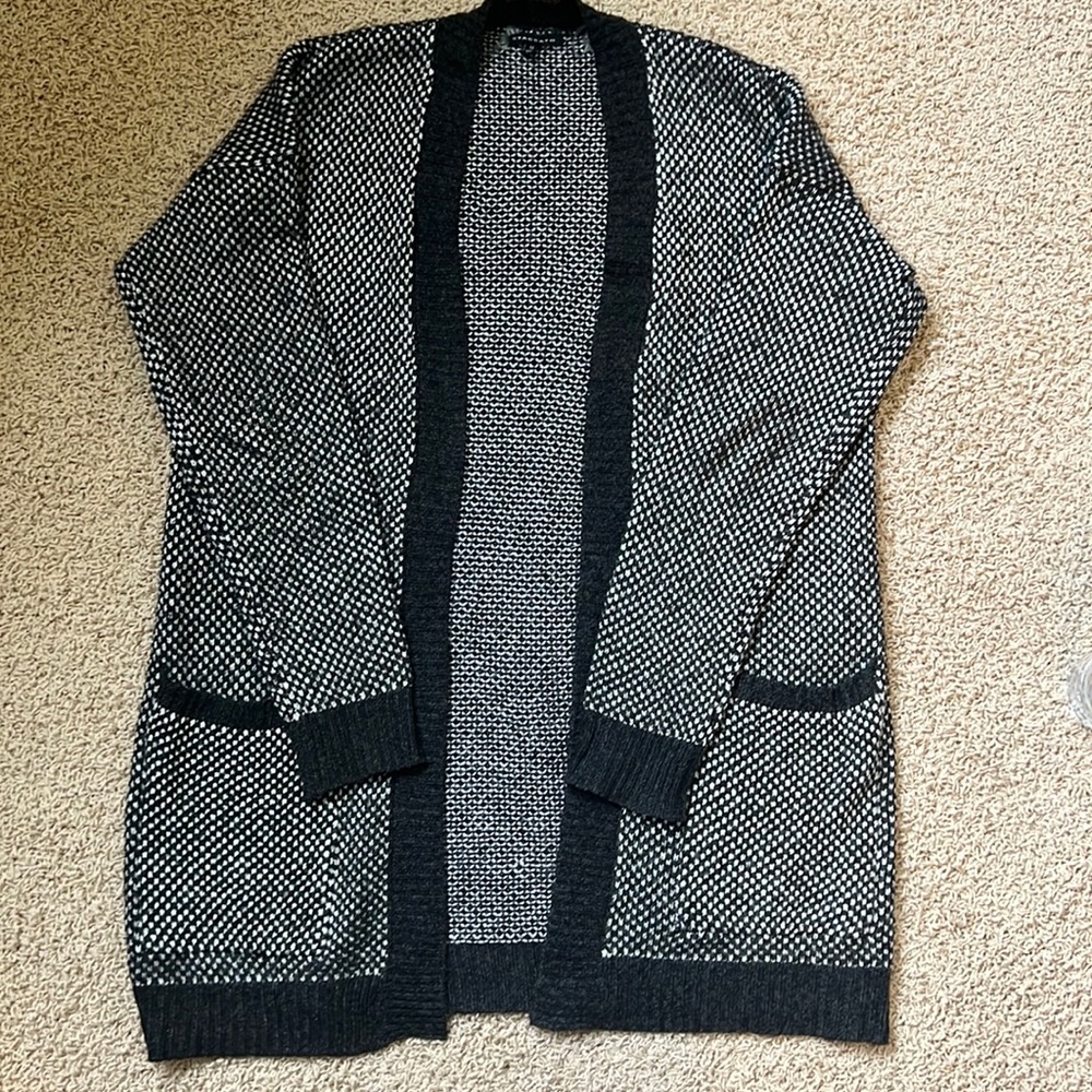 Staccato Cardigan
